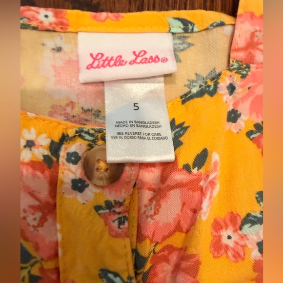 Little Lass Yellow Floral 2 piece outfit - Picture 3 of 5